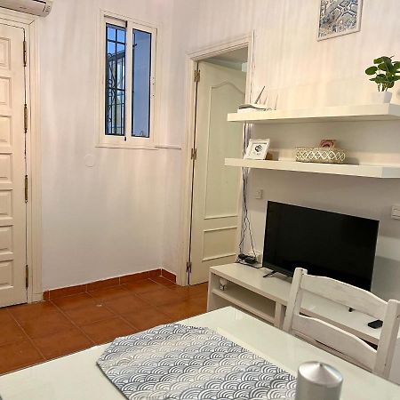 Iyourbasics Lovely Apartment Hinestrosa 23 Free Wifi&Ac Málaga Exterior foto